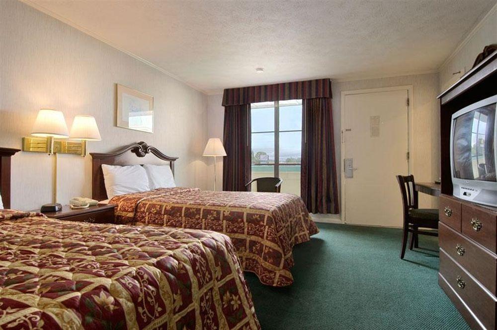 Americas Best Value Inn Suites South Boston Ruang foto