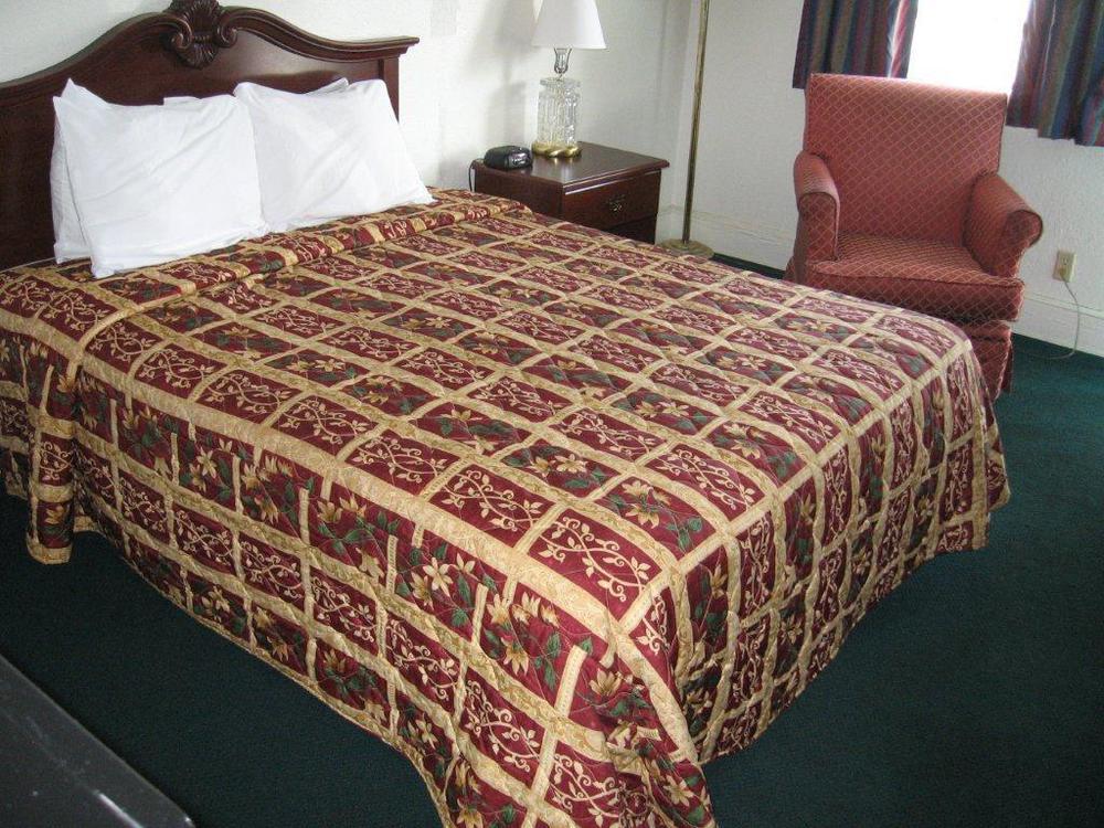 Americas Best Value Inn Suites South Boston Ruang foto